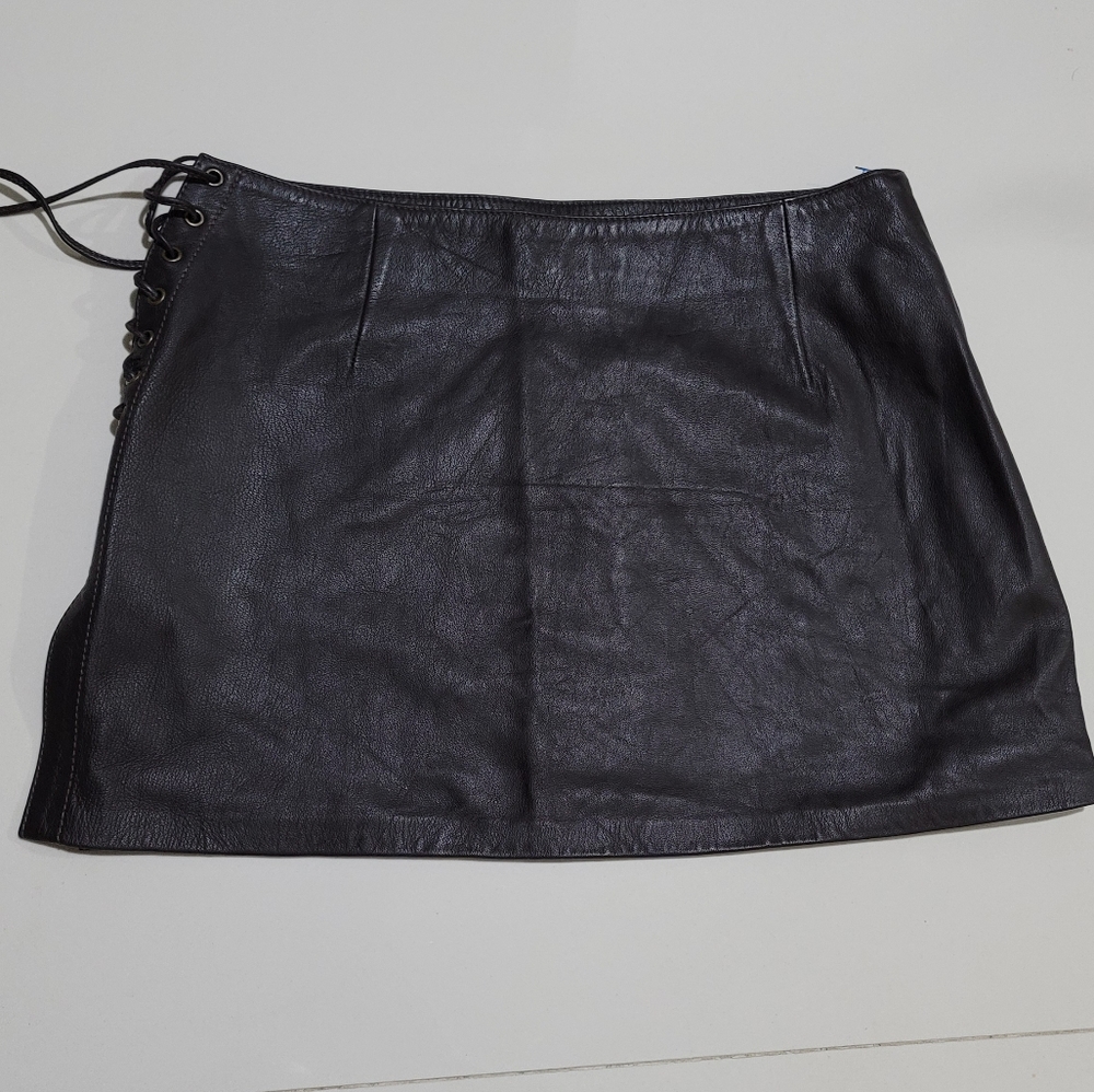 D.I.P. 100% Leather Skirt